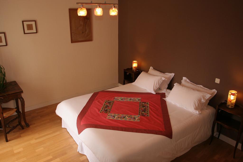 Bed and Breakfast Fleurs De Vignes Piscine Montagny-lès-Beaune Habitación foto